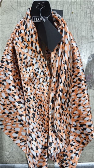 AIOVISUAL:cab-121-naranja-sintetico-accesorios