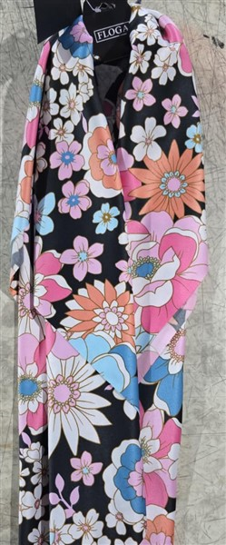 AIOVISUAL:cab-132-rosa-sintetico-accesorios
